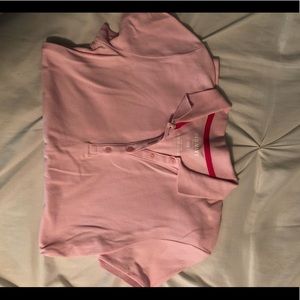 Old navy women’s collared shirt. Great condition.